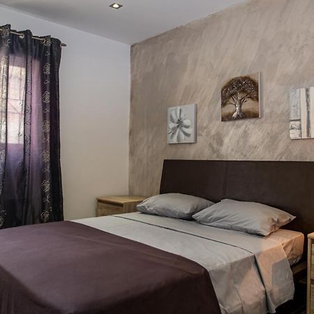 Dolmen Court Flat 10, Qawra Apartment St. Paul's Bay Exterior photo