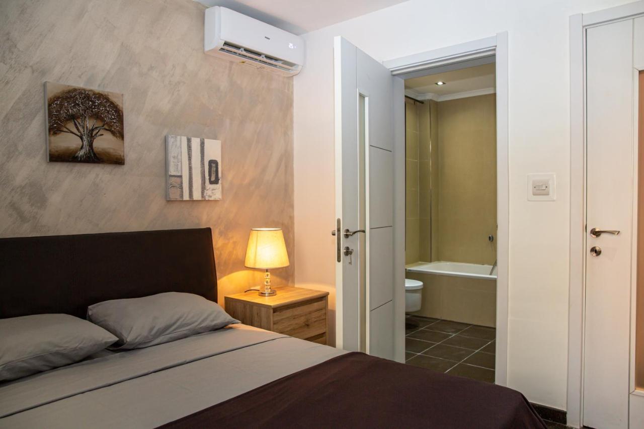 Dolmen Court Flat 10, Qawra Apartment St. Paul's Bay Exterior photo
