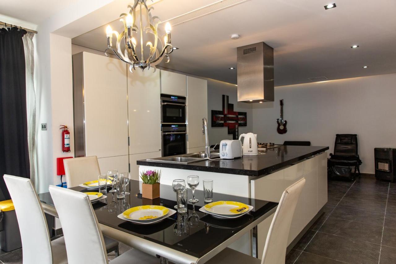 Dolmen Court Flat 10, Qawra Apartment St. Paul's Bay Exterior photo