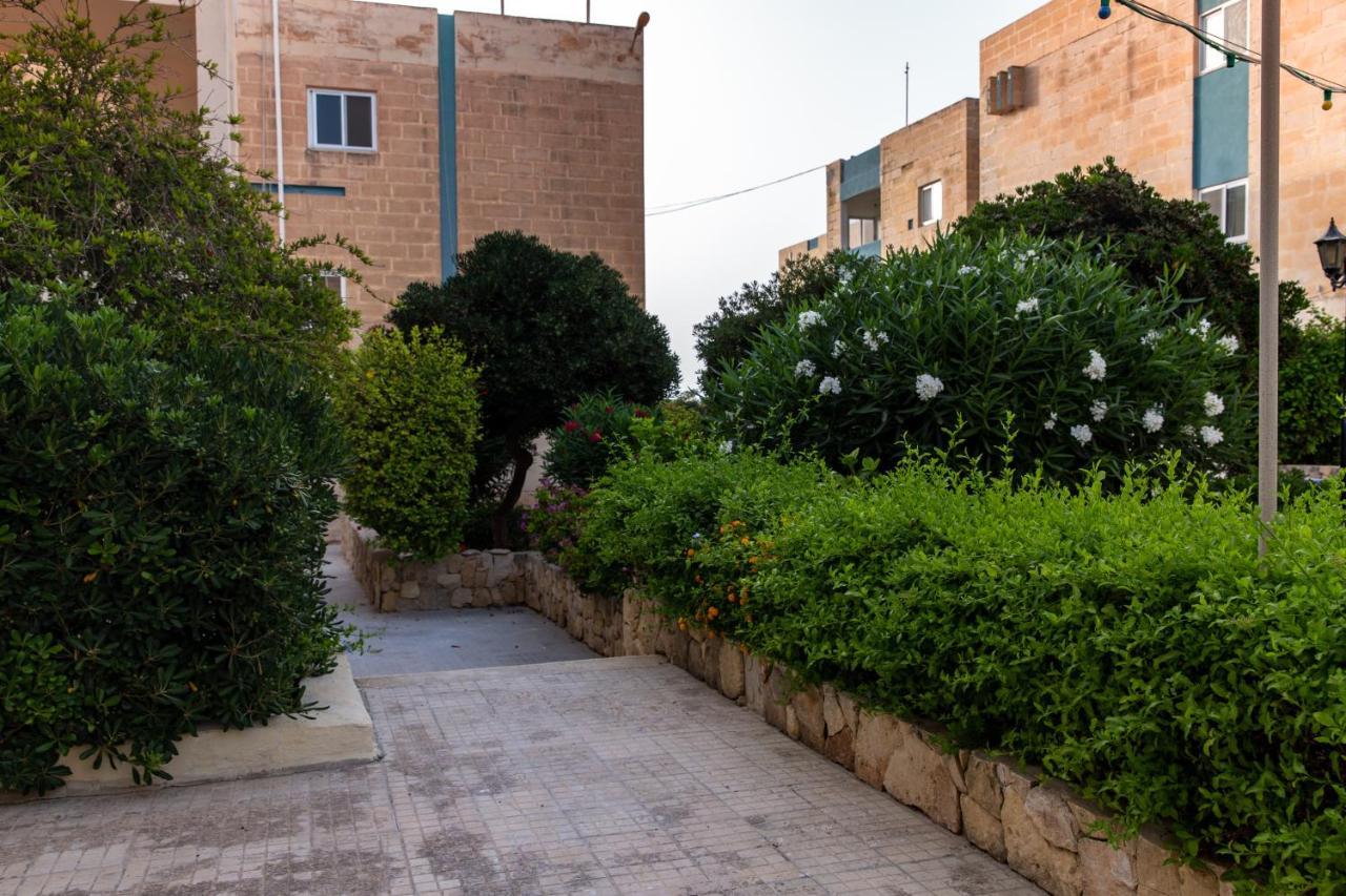 Dolmen Court Flat 10, Qawra Apartment St. Paul's Bay Exterior photo