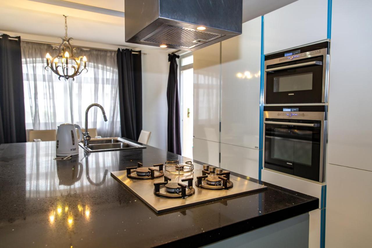 Dolmen Court Flat 10, Qawra Apartment St. Paul's Bay Exterior photo