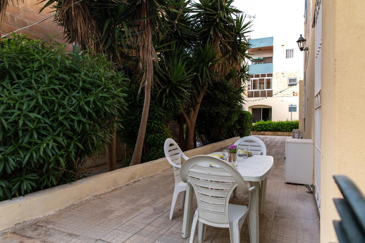 Dolmen Court Flat 10, Qawra Apartment St. Paul's Bay Exterior photo